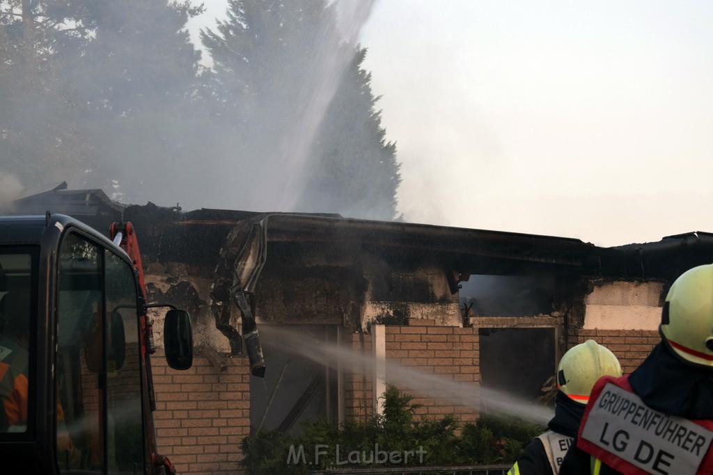 Feuer 2 Y Explo Koeln Hoehenhaus Scheuerhofstr P1816.JPG